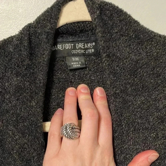 Barefoot Dreams  Cozychic lite dark grey open cardigan with pockets - Picture 4 of 5